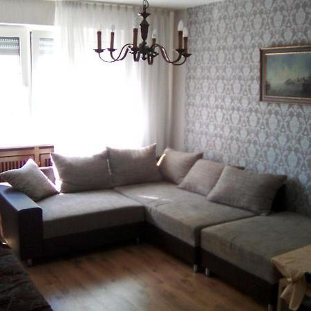 mosel ferienwohnug Appartement Zell Buitenkant foto