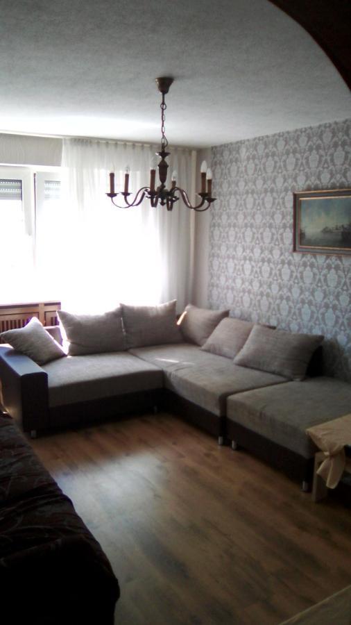 mosel ferienwohnug Appartement Zell Buitenkant foto